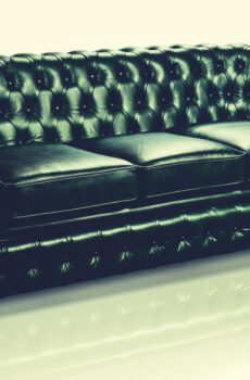 Sofa Chesterfield large